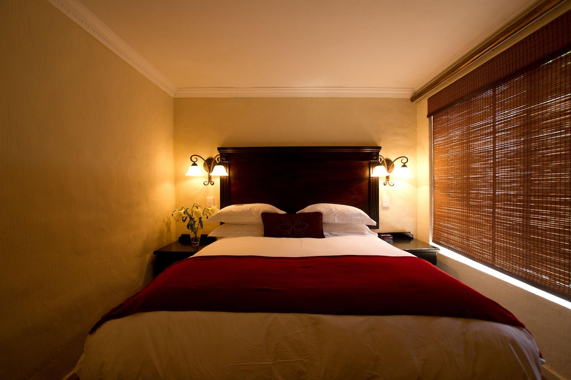 ลิตเติ้ลทัสกานีบูติกโฮเต็ล Hotel โจฮันเนสเบิร์ก ภายนอก รูปภาพ