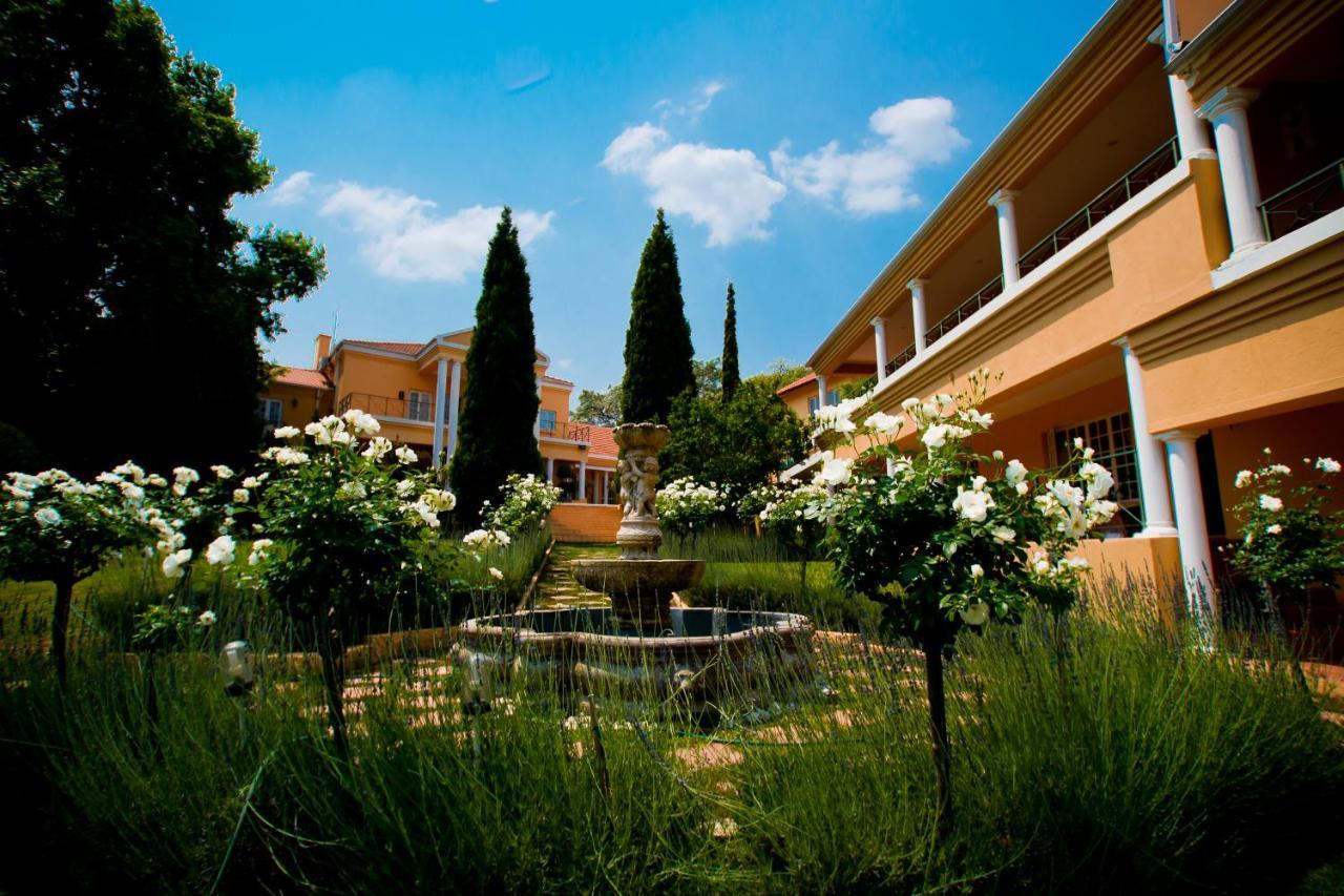 ลิตเติ้ลทัสกานีบูติกโฮเต็ล Hotel โจฮันเนสเบิร์ก ภายนอก รูปภาพ