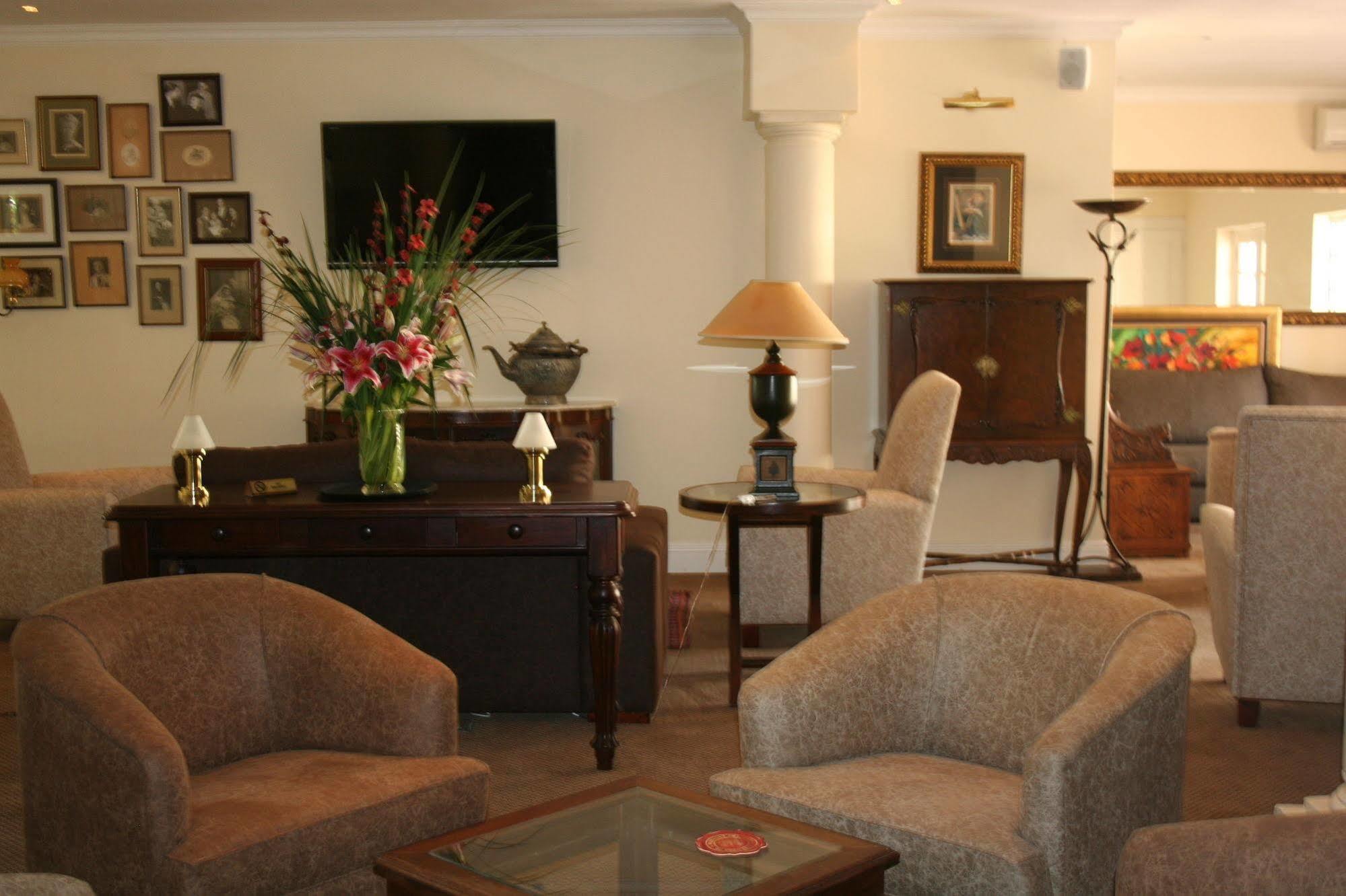 ลิตเติ้ลทัสกานีบูติกโฮเต็ล Hotel โจฮันเนสเบิร์ก ภายนอก รูปภาพ